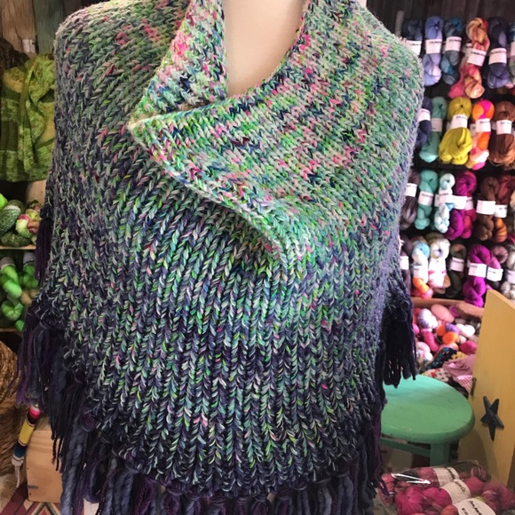 Boho Blue Poncho - Picture 9 of 10